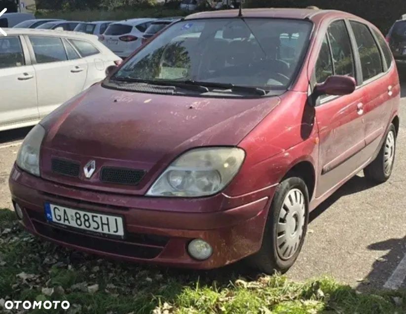 Toyota Yaris 1.0 Base - 1