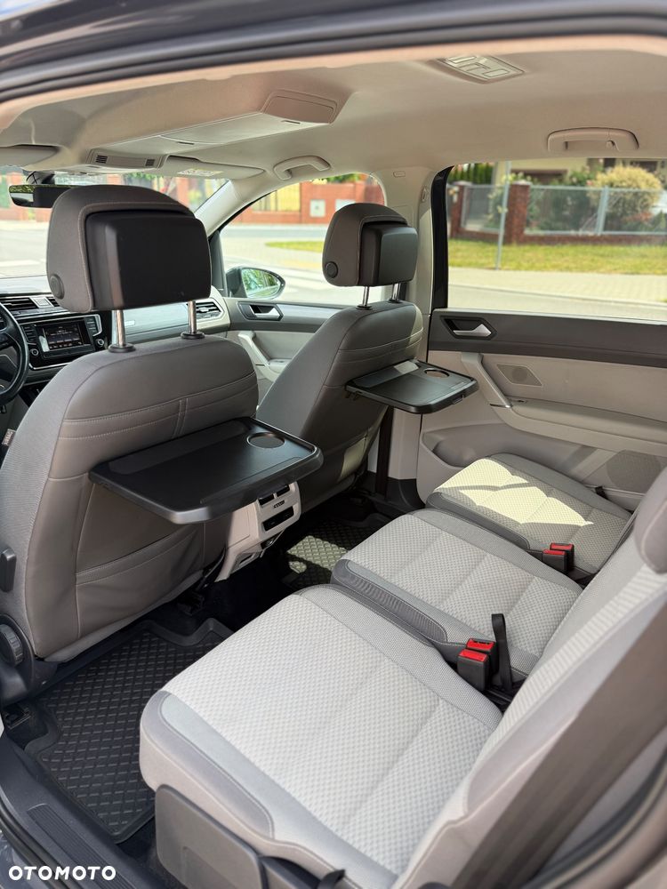 Volkswagen Touran 1.6 TDI SCR BlueMotion Technology DSG Trendline - 30