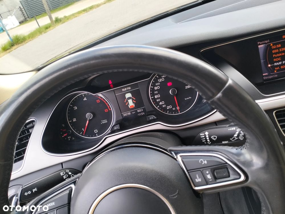 Audi A4 Avant 2.0 TDI DPF quattro Attraction - 35