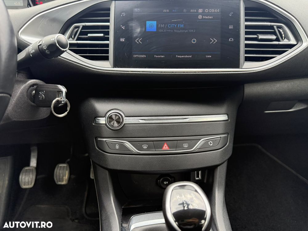 Peugeot 308 BlueHDi 100 Stop & Start Access - 17