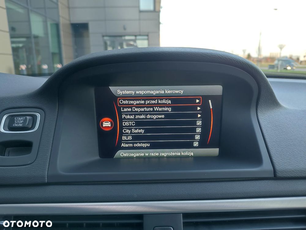 Volvo V70 D5 Geartronic Edition - 36