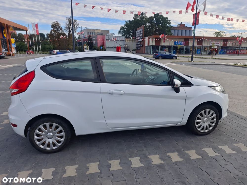 Ford Fiesta - 3