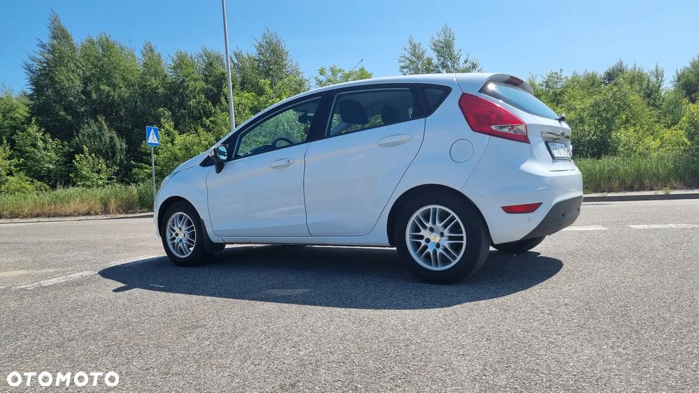 Ford Fiesta - 4
