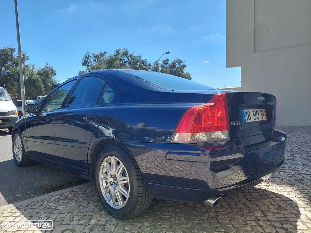 Volvo S60 2.4 D5 - 10