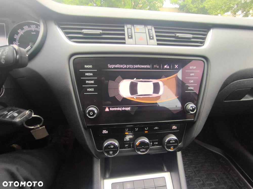 Skoda Octavia 1.6 TDI Ambition DSG - 18