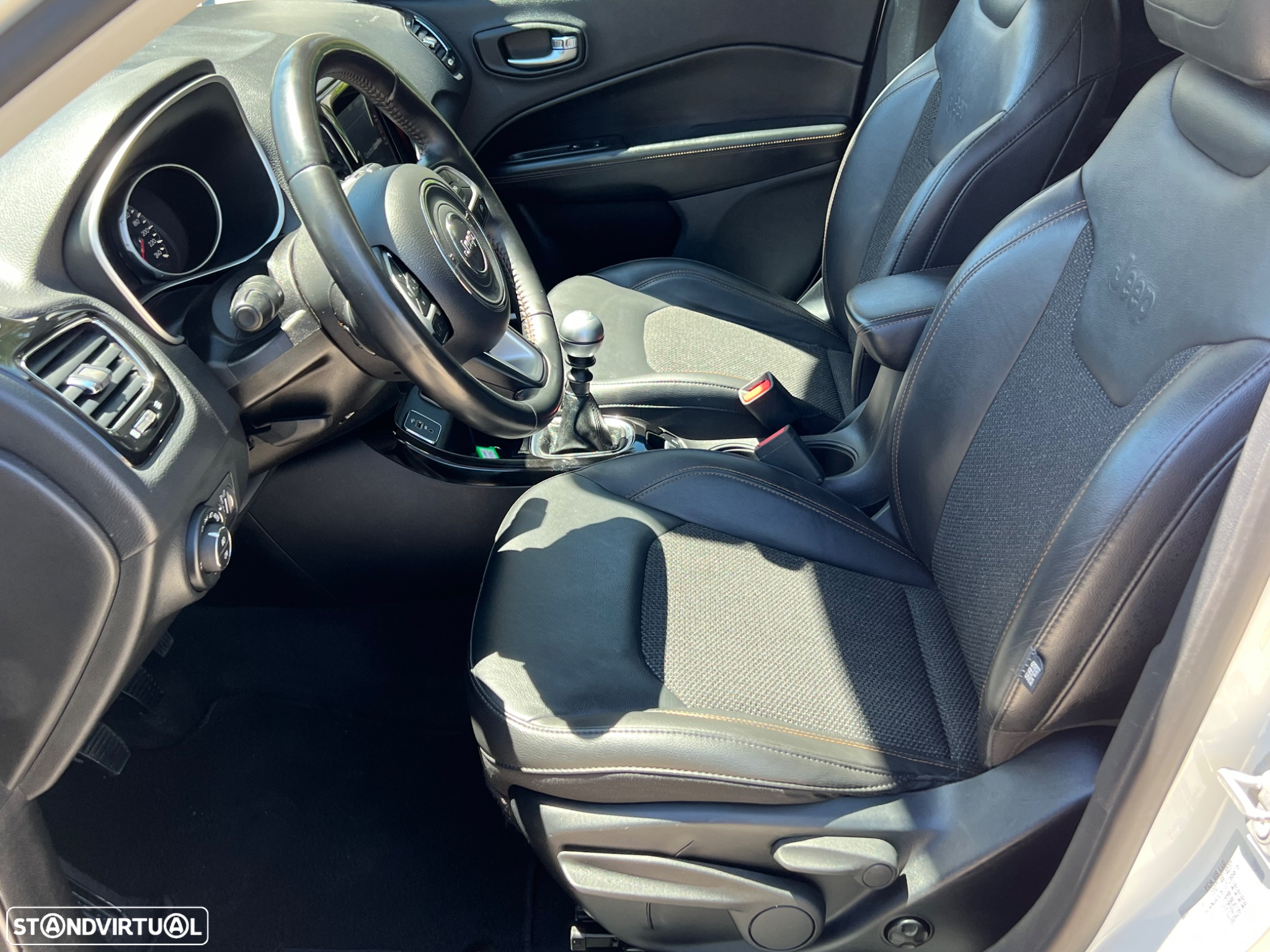 Jeep Compass 1.6 M-Jet Limited - 8