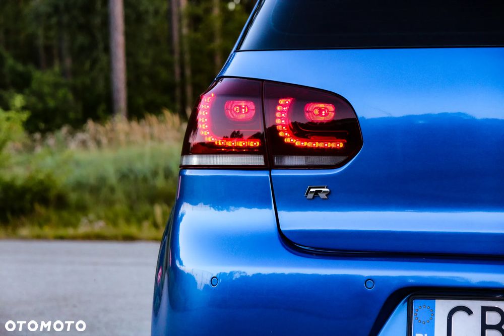 Volkswagen Golf - 21