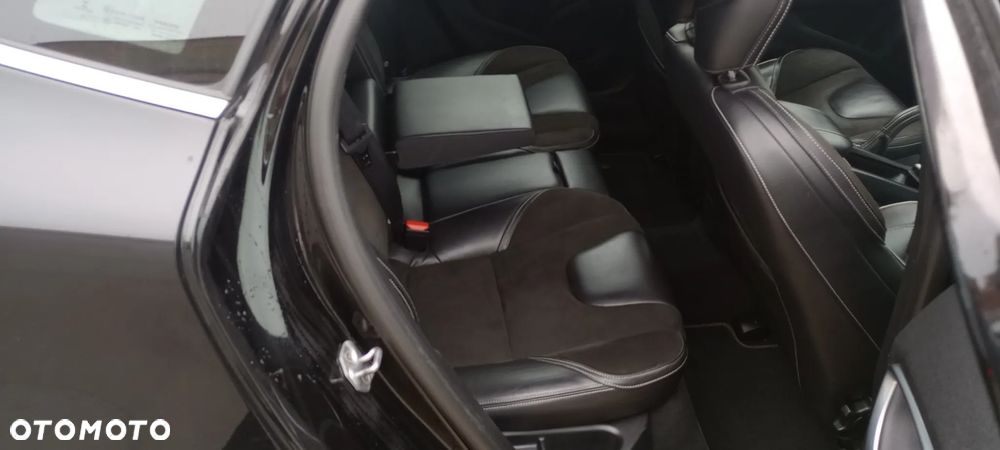 Volvo V40 D2 RDesign - 12