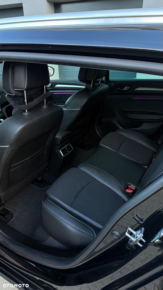 Renault Megane ENERGY dCi 110 EDC BOSE EDITION - 6
