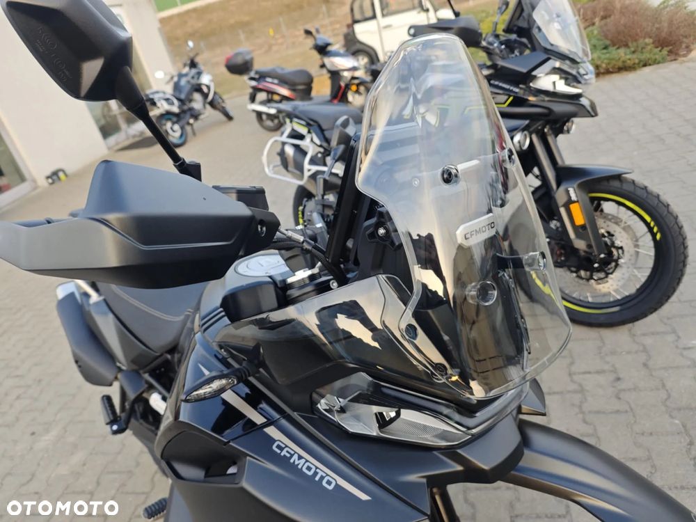 CFMoto MT - 24