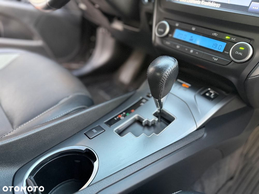 Toyota Avensis 2.0 Prestige MS - 16