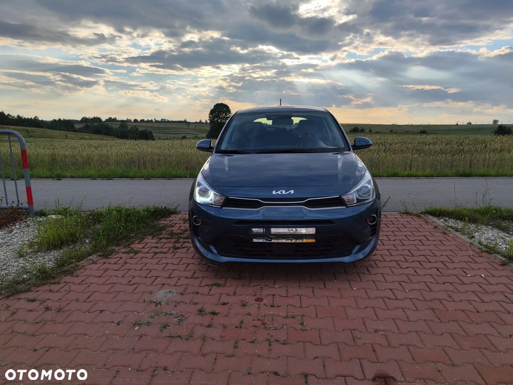 Kia Rio - 2