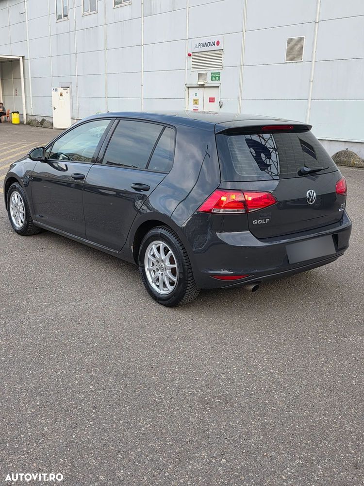 Volkswagen Golf 1.2 TSI BMT Comfortline - 4