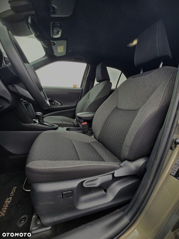 Toyota Yaris Cross Hybrid 1.5 Style - 25