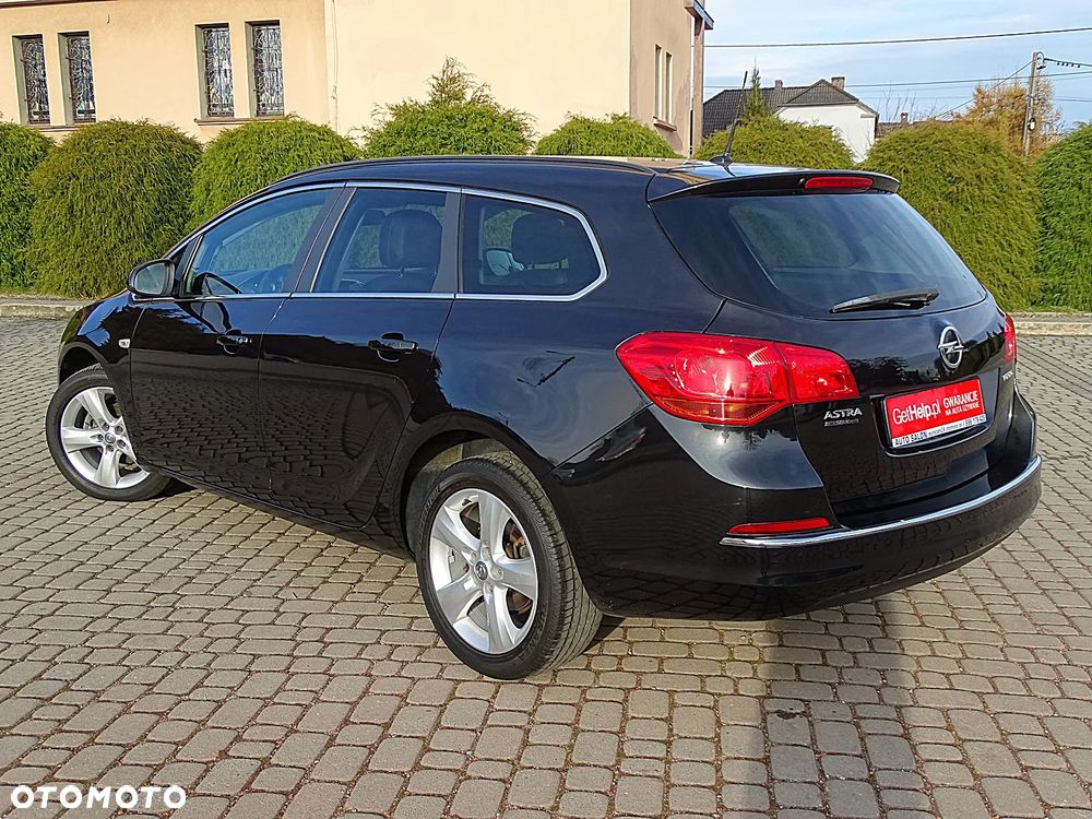 Opel Astra 1.4 Turbo Cosmo - 4