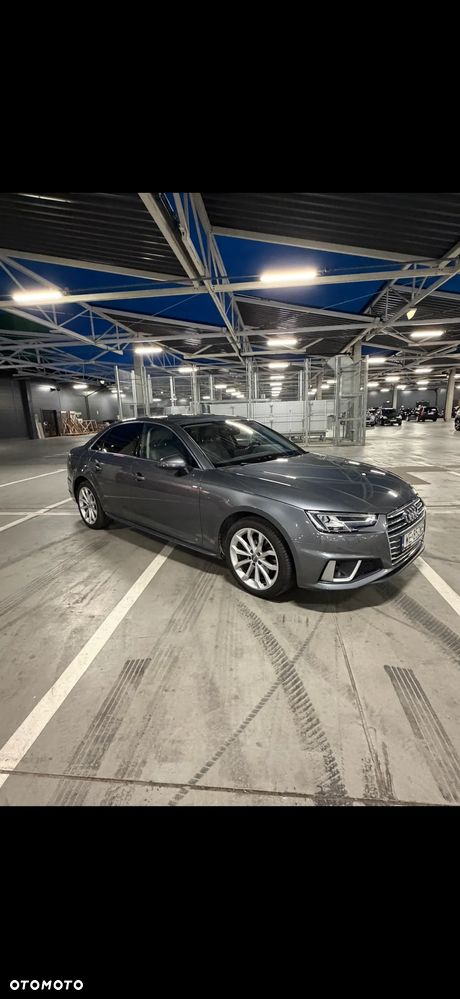 Audi A4 Limousine - 1