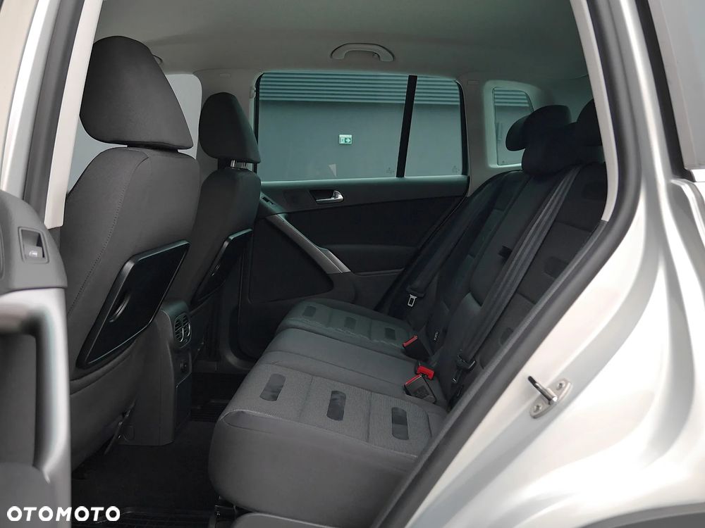 Volkswagen Tiguan 2.0 TSI 4Mot Sport DSG - 25