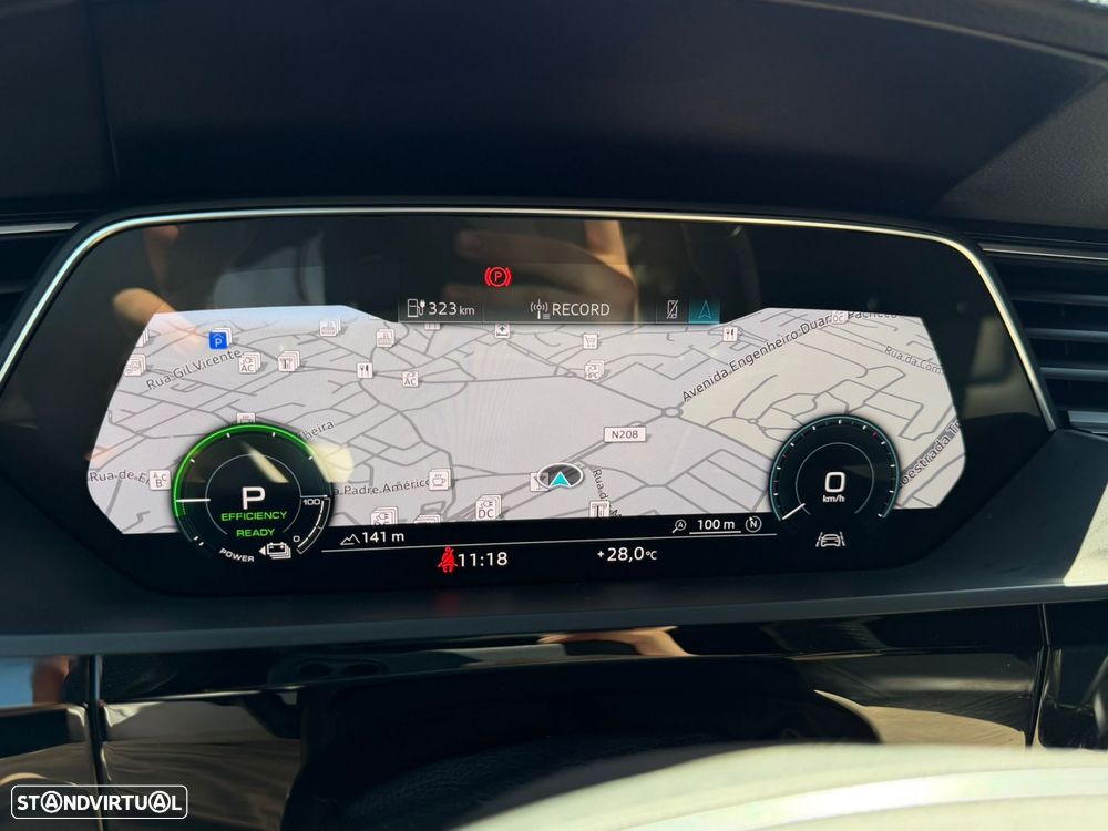 Audi e-tron 55 quattro S line - 30