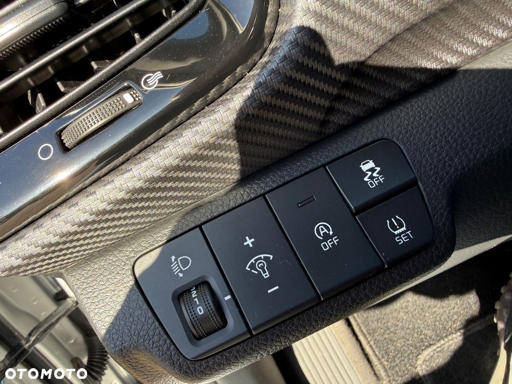 Kia Stonic 1.0 T-GDI GT Line DCT - 24