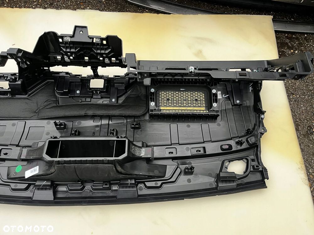 Konsola deska rozdzielcza KONSOLA MG 4 EV AIR BAG nowa - 9