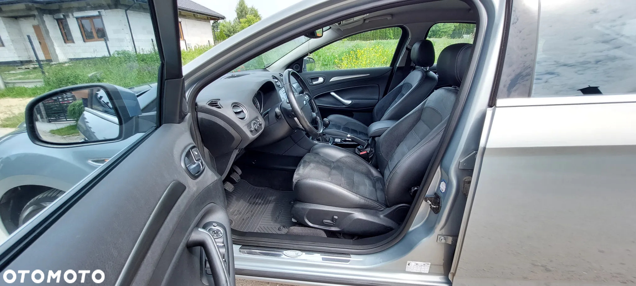 Ford Mondeo 2.5 Titanium - 19