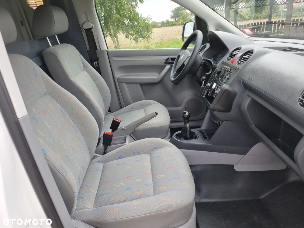 Volkswagen Caddy - 12