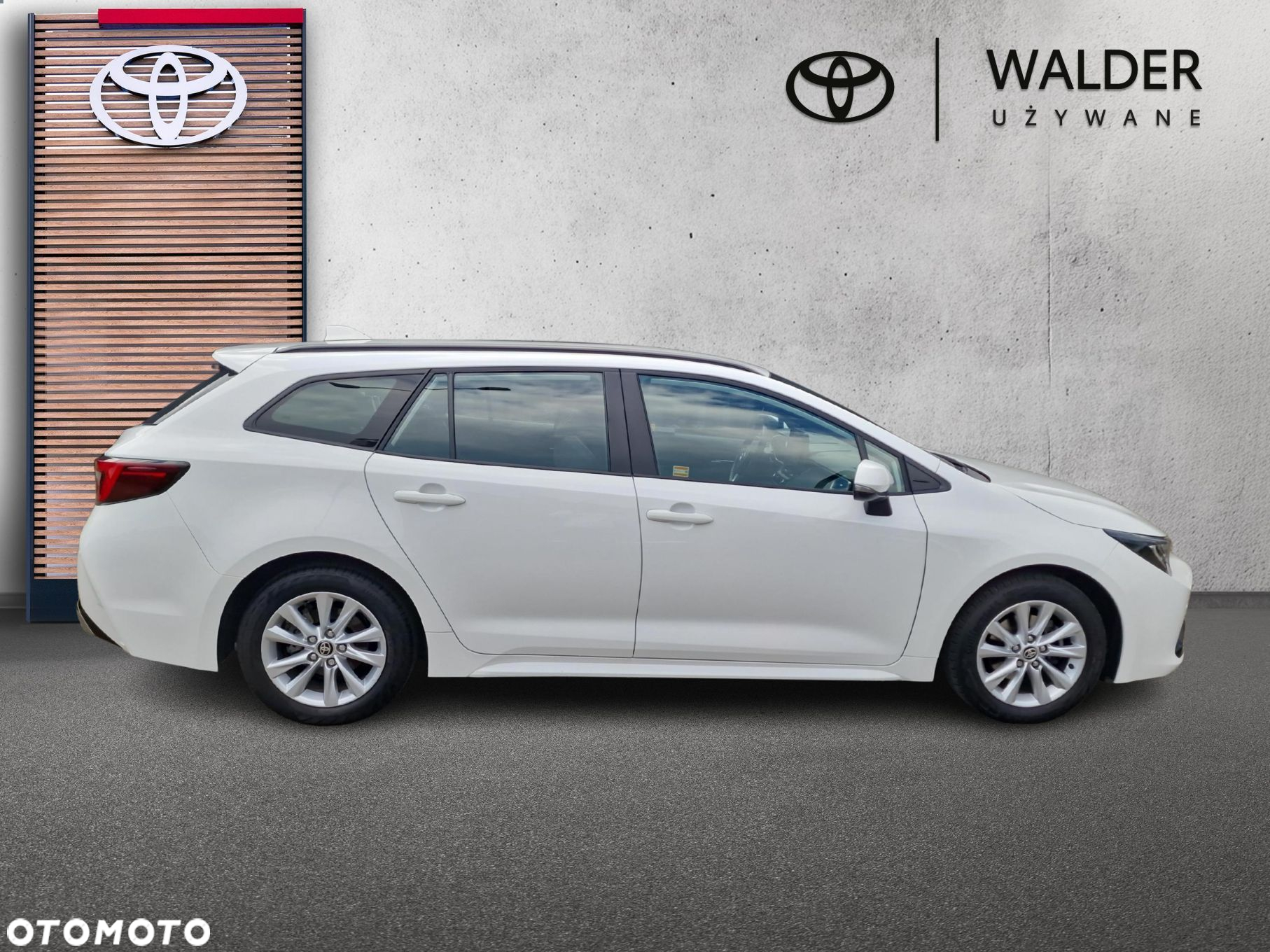 Toyota Corolla - 8
