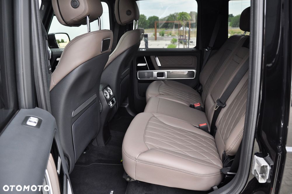 Mercedes-Benz Klasa G AMG 63 4x4 2 - 26