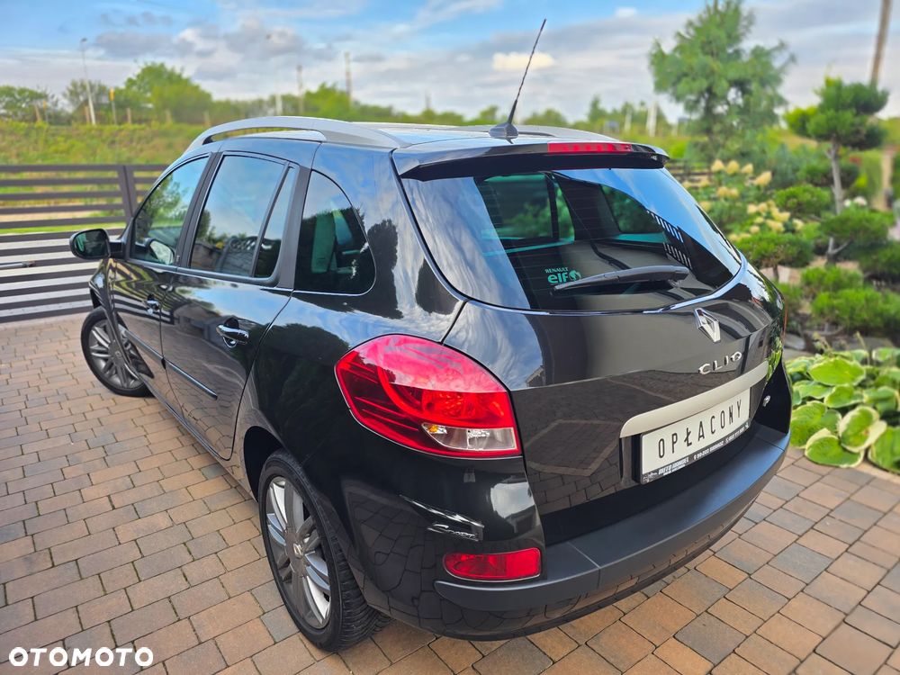 Renault Clio - 12
