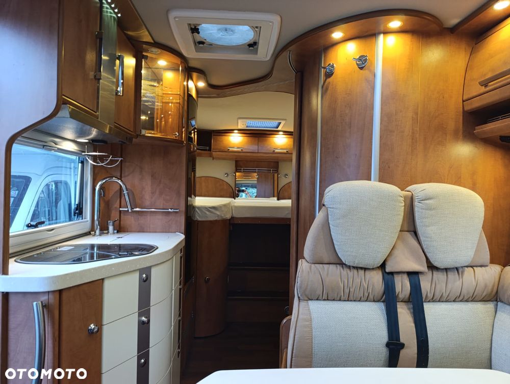 Carthago Chic Półintegra zimowa C-LINE T 4,3 - 19