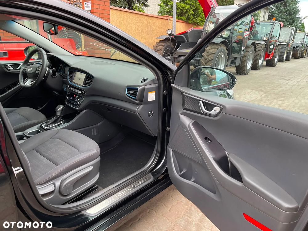 Hyundai IONIQ 1.6 GDI - 24