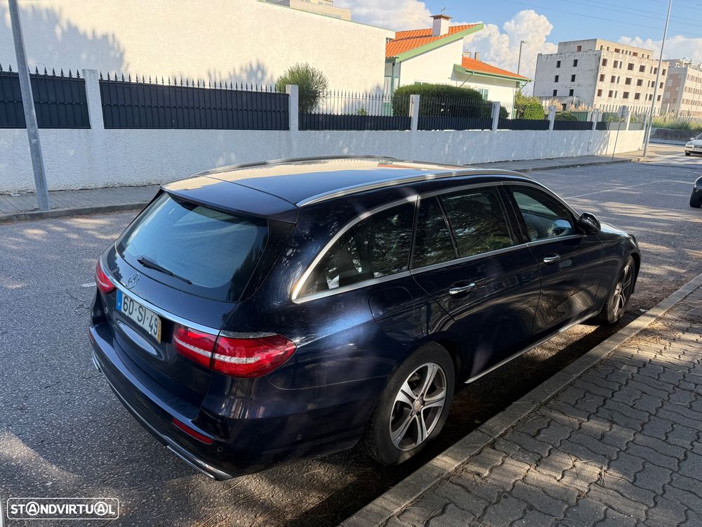 Mercedes-Benz E 200 - 3