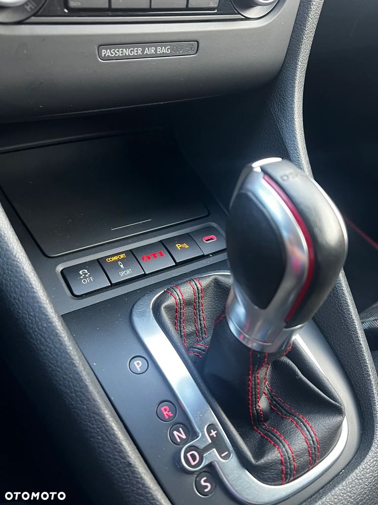 Volkswagen Golf 2.0 TSI GTI DSG - 26