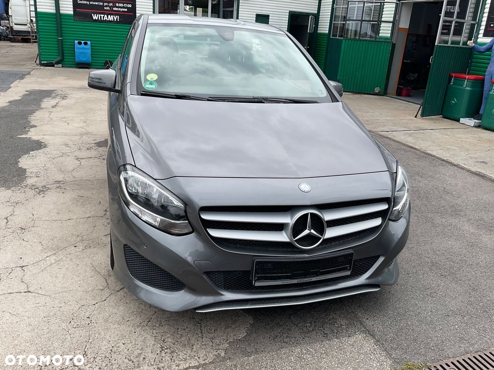 Mercedes-Benz Klasa B 180 d BlueEFFICIENCY Edition Style - 12