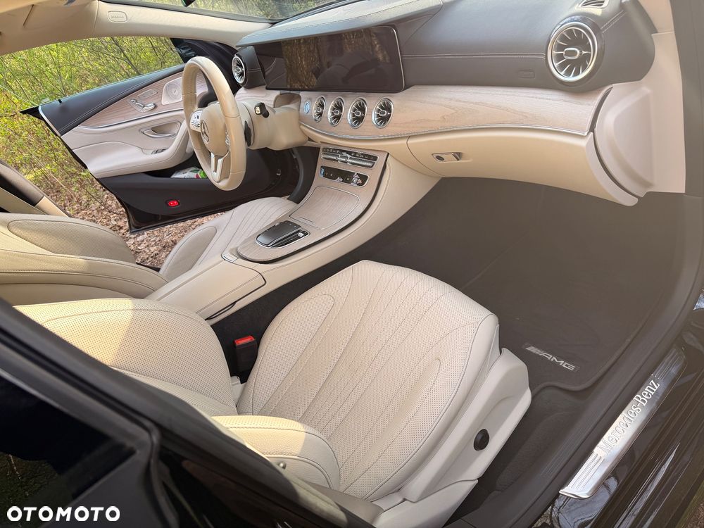 Mercedes-Benz CLS 300 d 4-Matic Avantgarde - 4