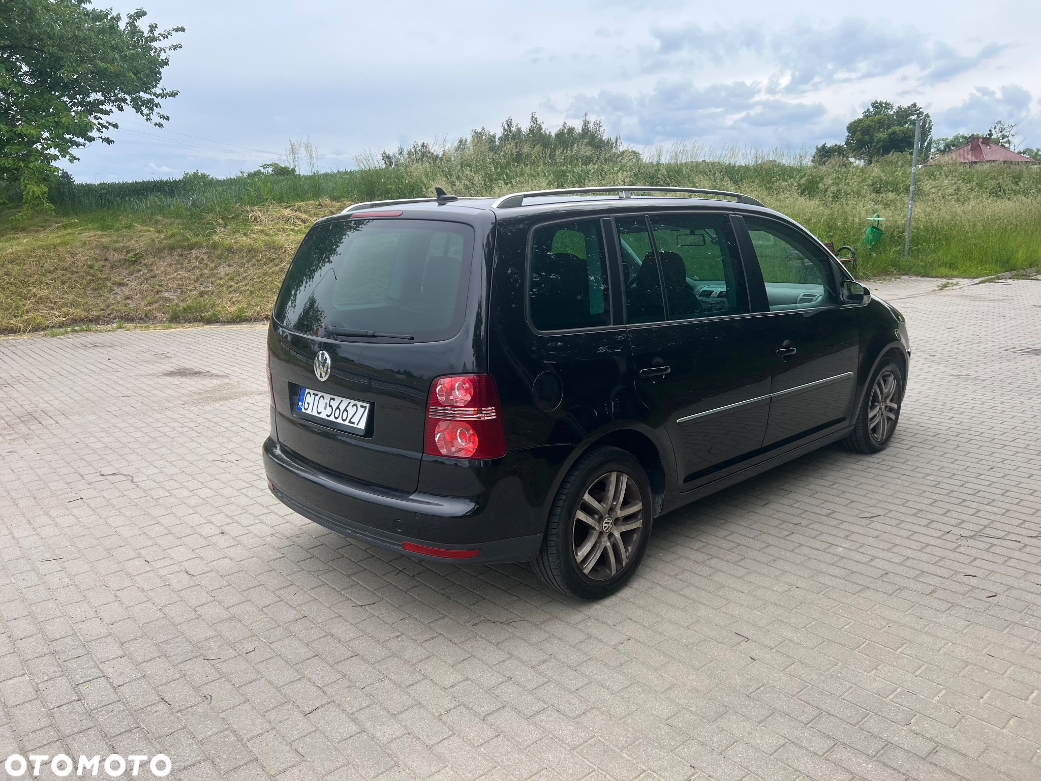 Volkswagen Touran 2.0 TDI DPF Highline - 6