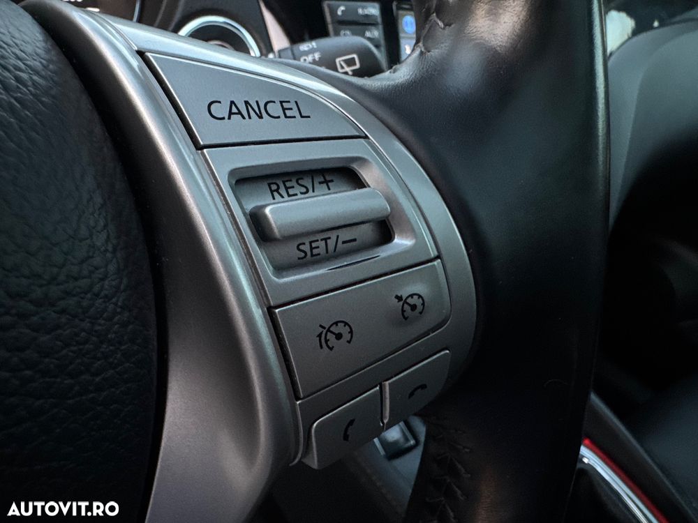 Nissan Qashqai 1.6 DCI ALL-MODE 4x4i TEKNA+ - 27