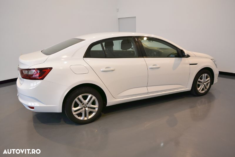 Renault Megane TCe Business - 4