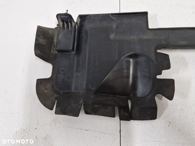 PEUGEOT 308 II 2 T9 LIFT KIEROWNICA PROWADNICA POWIETRZA LEWY PRZÓD 9818196280 - 6