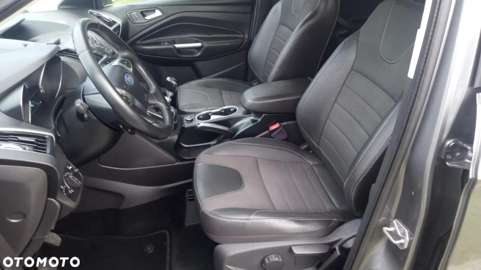 Ford Kuga 2.0 TDCi Individual - 11