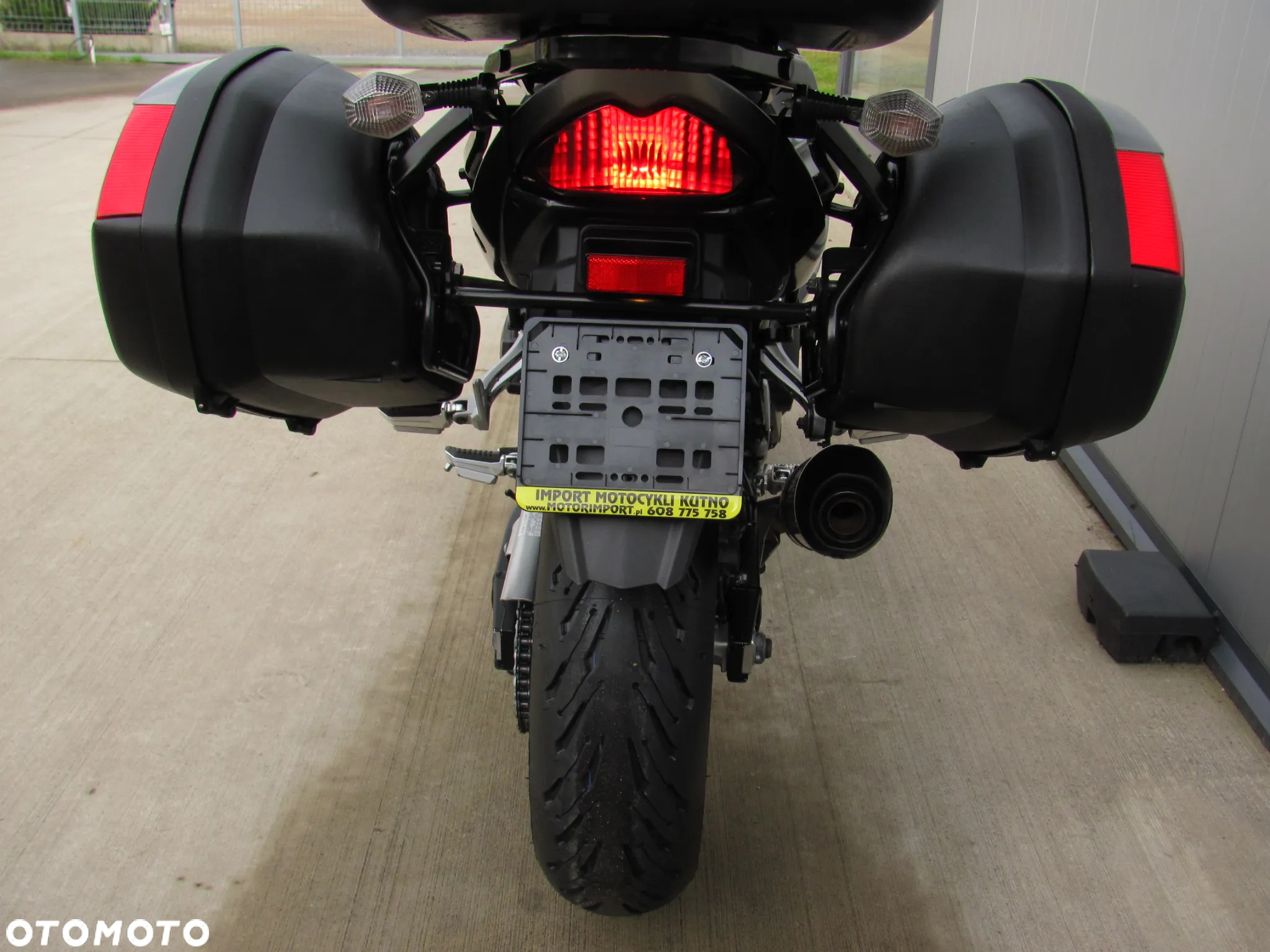 Suzuki GSX - 31