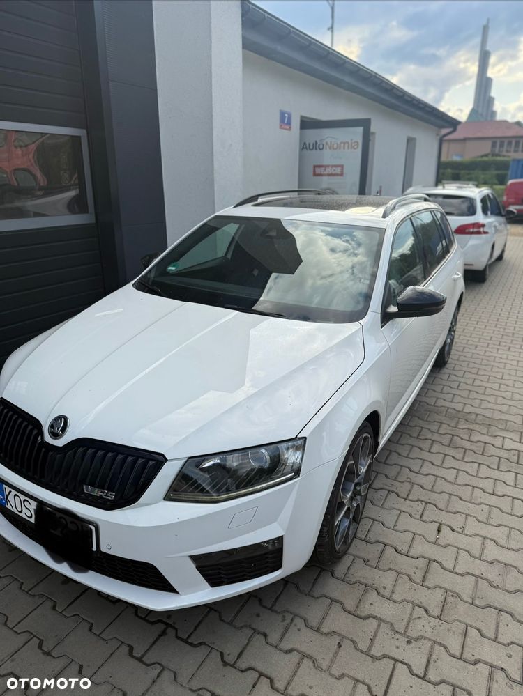 Skoda Octavia 2.0 TDI DSG RS - 2