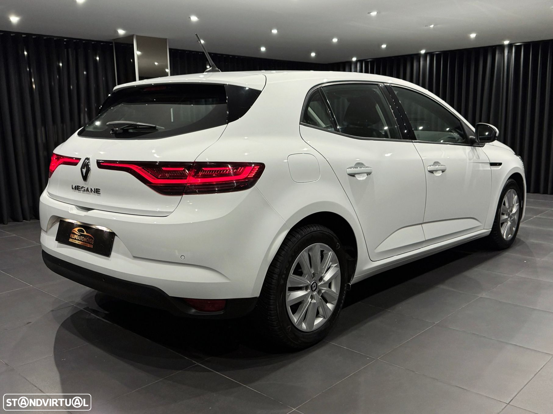 Renault Mégane 1.5 Blue dCi Equilibre - 8