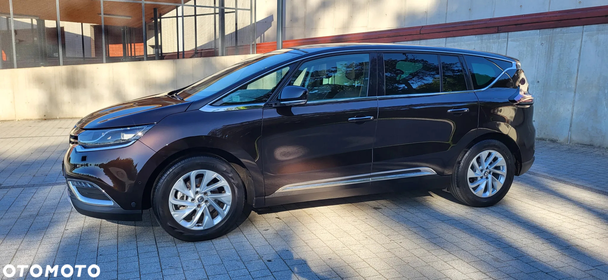 Renault Espace 1.6 dCi Energy Initiale Paris EDC 7os - 5