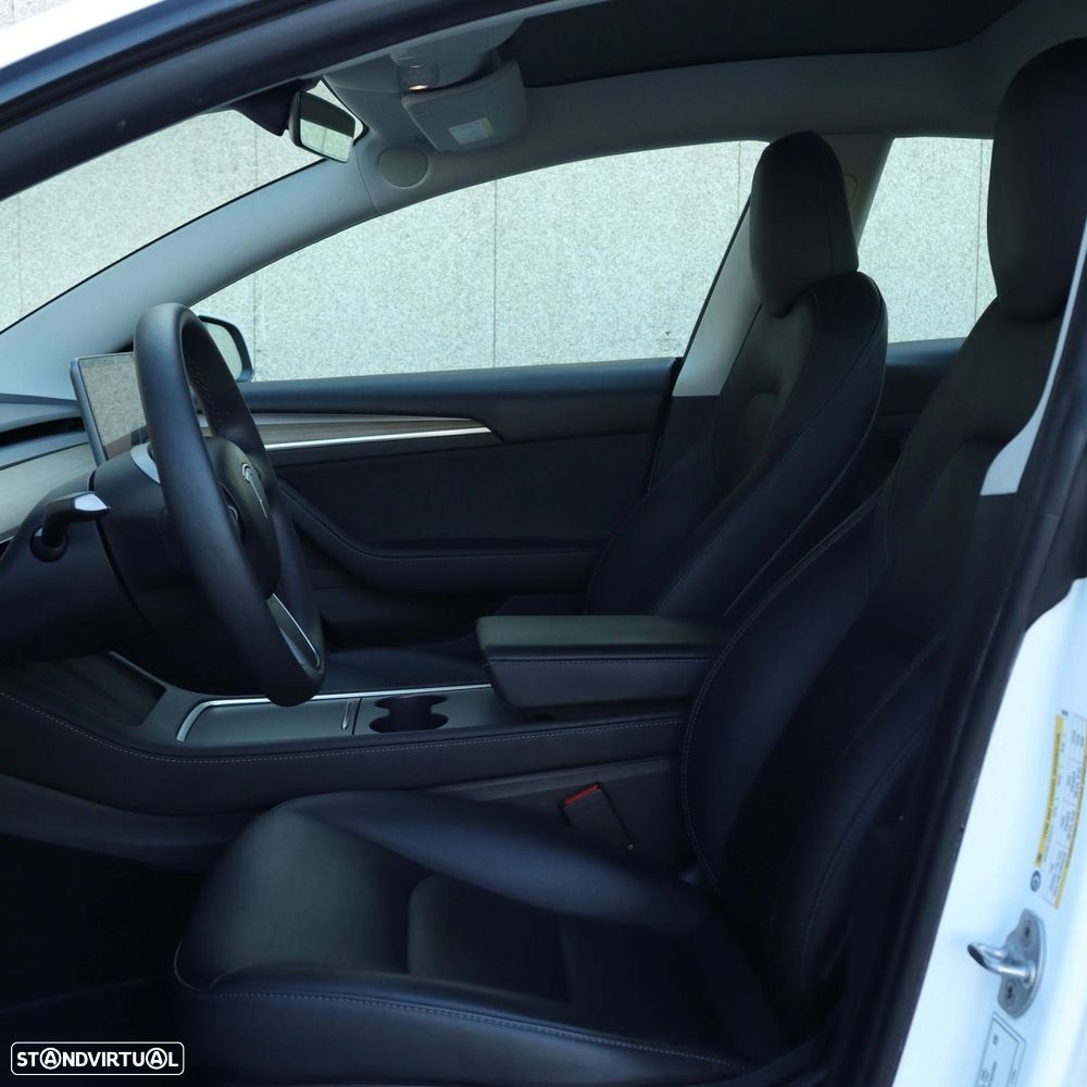 Tesla Model 3 Long-Range Dual Motor AWD - 11