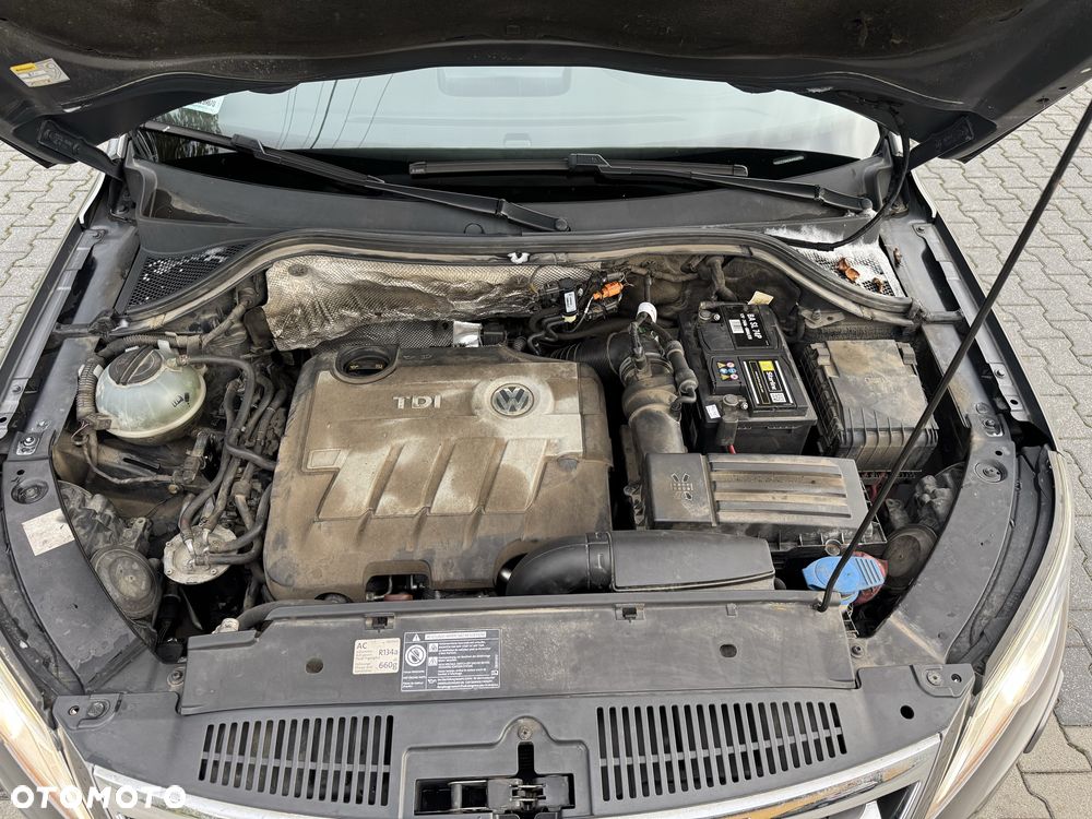 Volkswagen Tiguan - 12