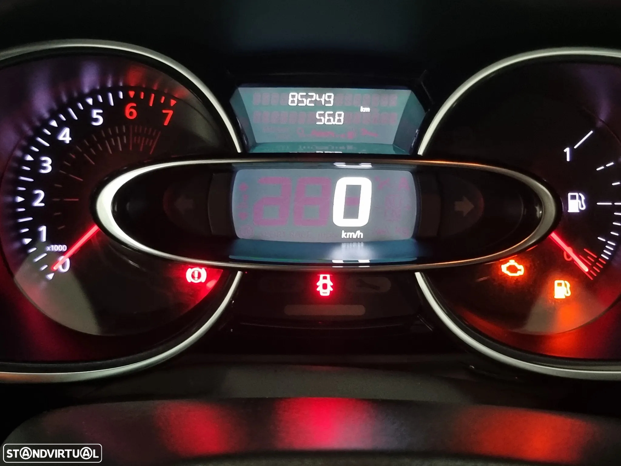 Renault Clio Sport Tourer 0.9 TCe Limited - 14