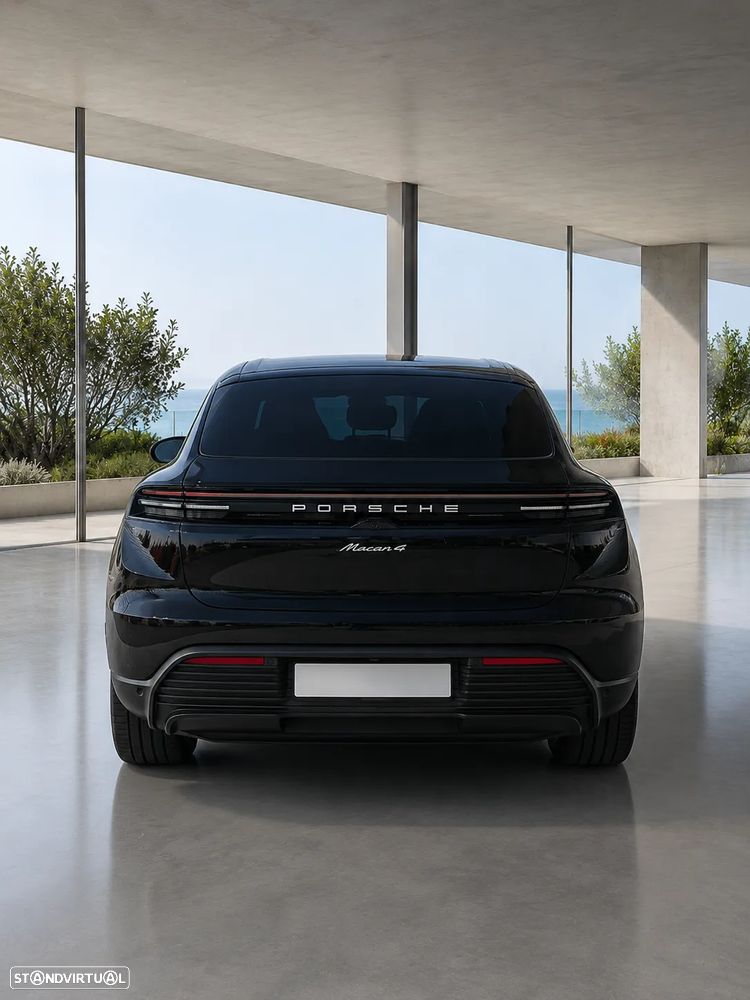 Porsche Macan Electric 4 - 7