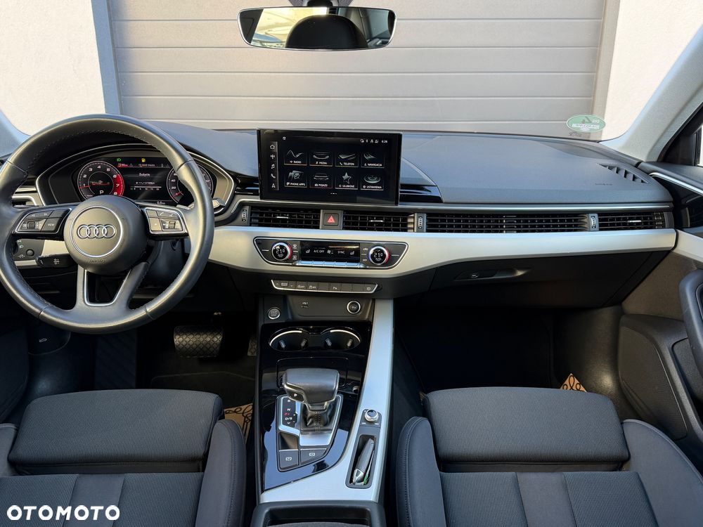 Audi A4 Limousine - 9