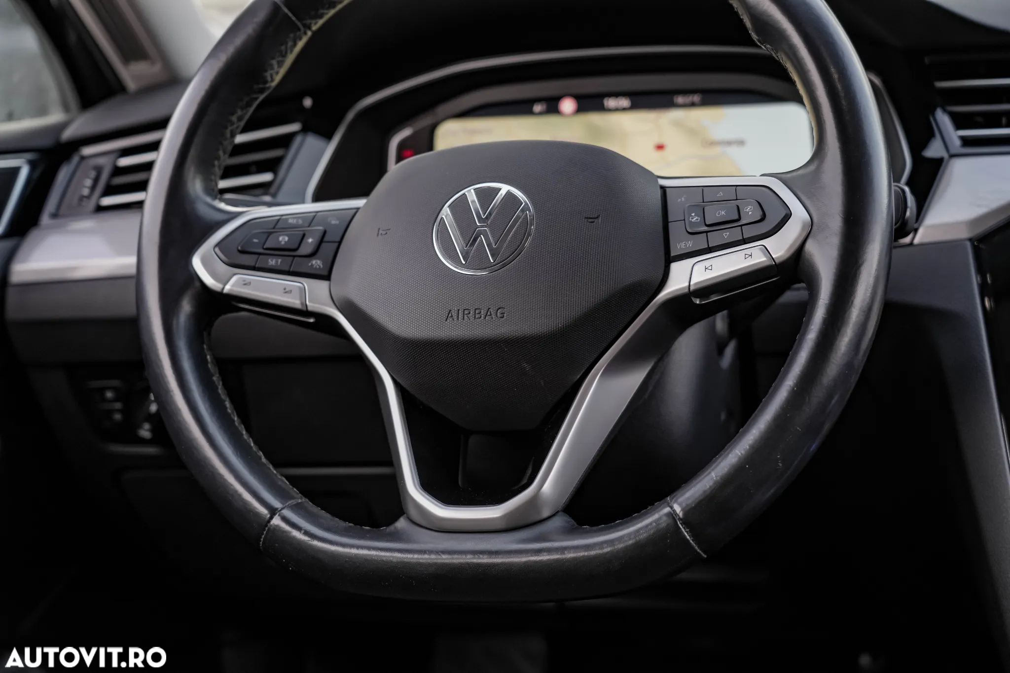 Volkswagen Passat Variant 2.0 TDI DSG (BlueMotion Technology) Comfortline - 16